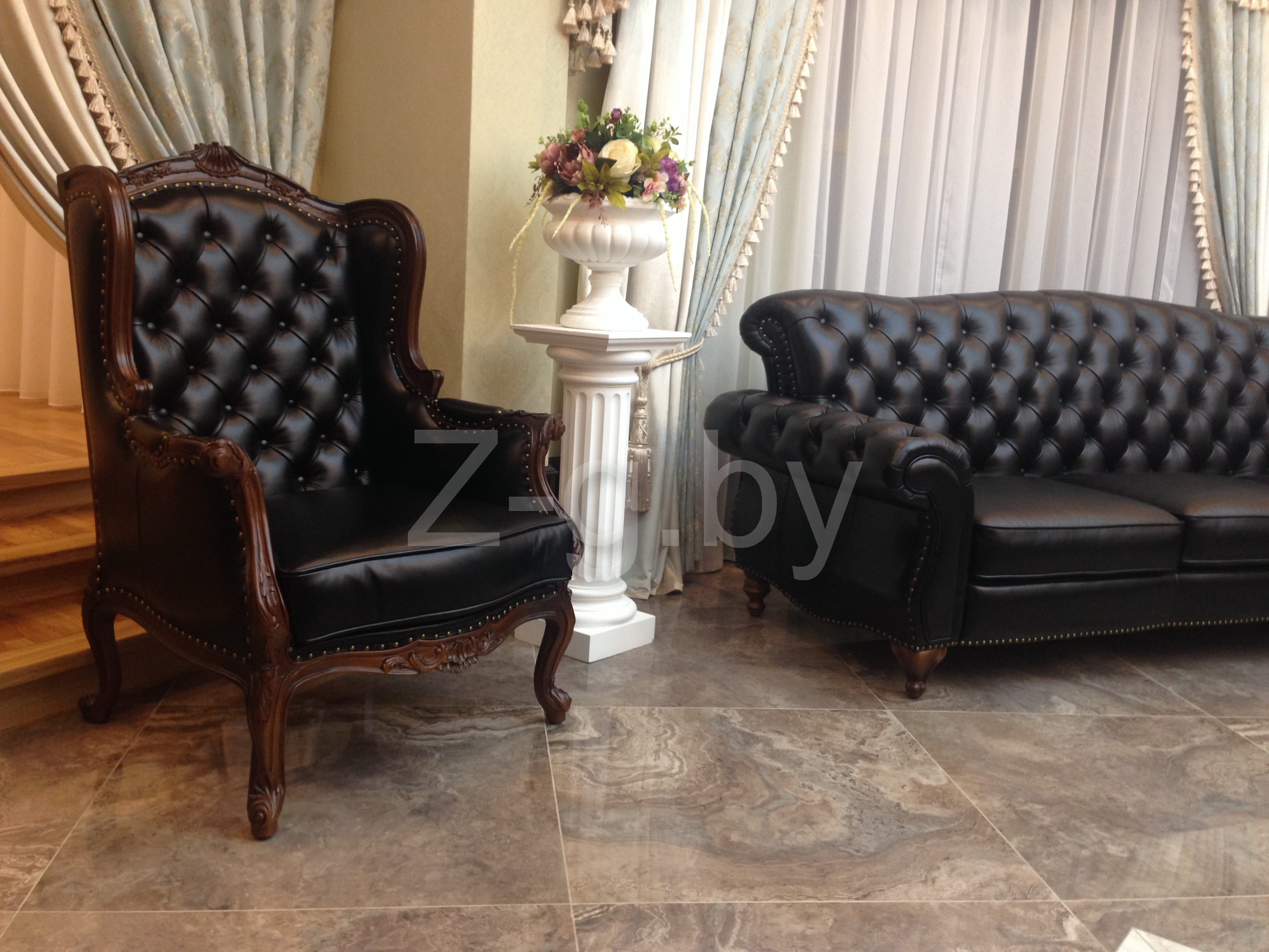 Кожаный диван с кожаным креслом для гостиницы